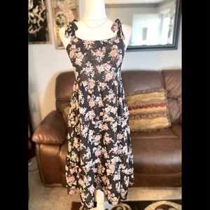Black floral dress ❤️